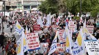 Tausende Menschen forderten die Aufhebung des Abkommens Griechenland-USA und keine Beteiligung am imperialistischen Krieg