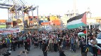 Al porto di Pireo blocco del trasporto di carichi letali per la continuazione del massacro a Gaza